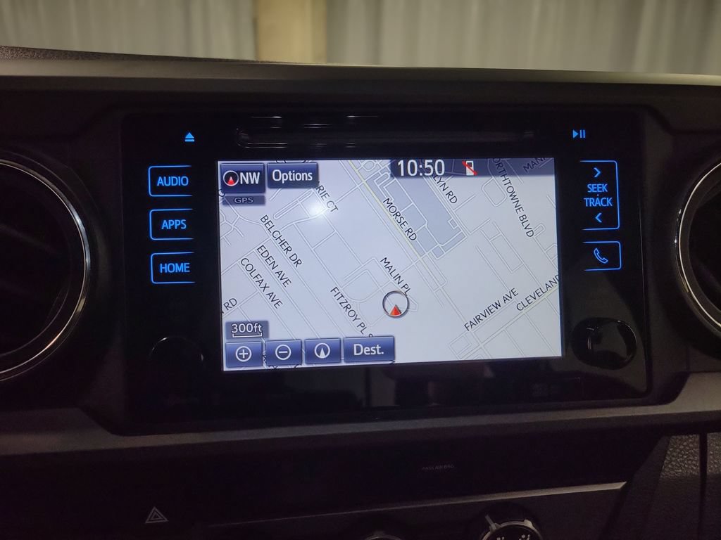 Used 2019 Toyota Tacoma TRD Off-Road AWD/4WD image 25
