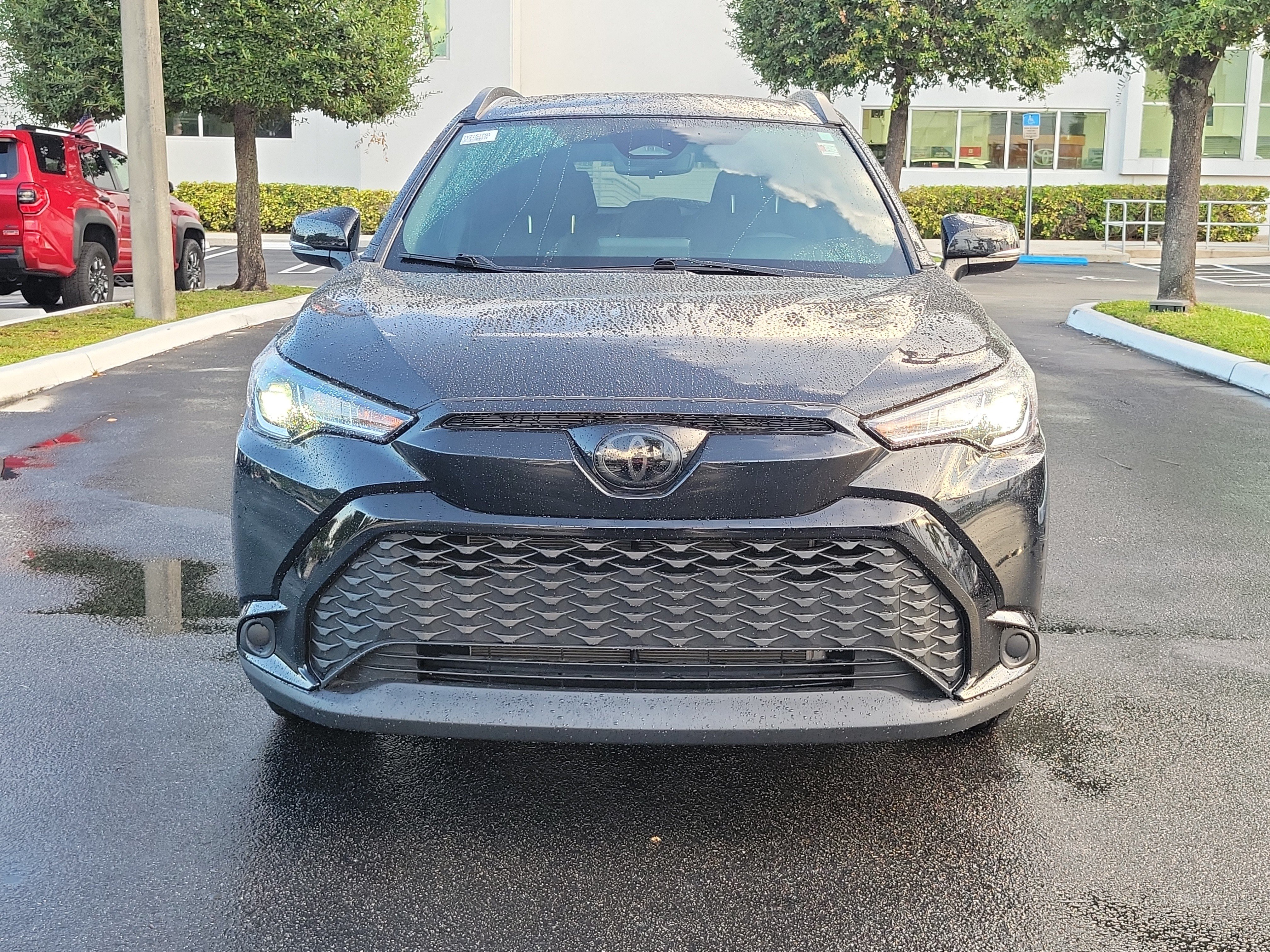 Used 2024 Toyota Corolla Cross AWD Hybrid image 4