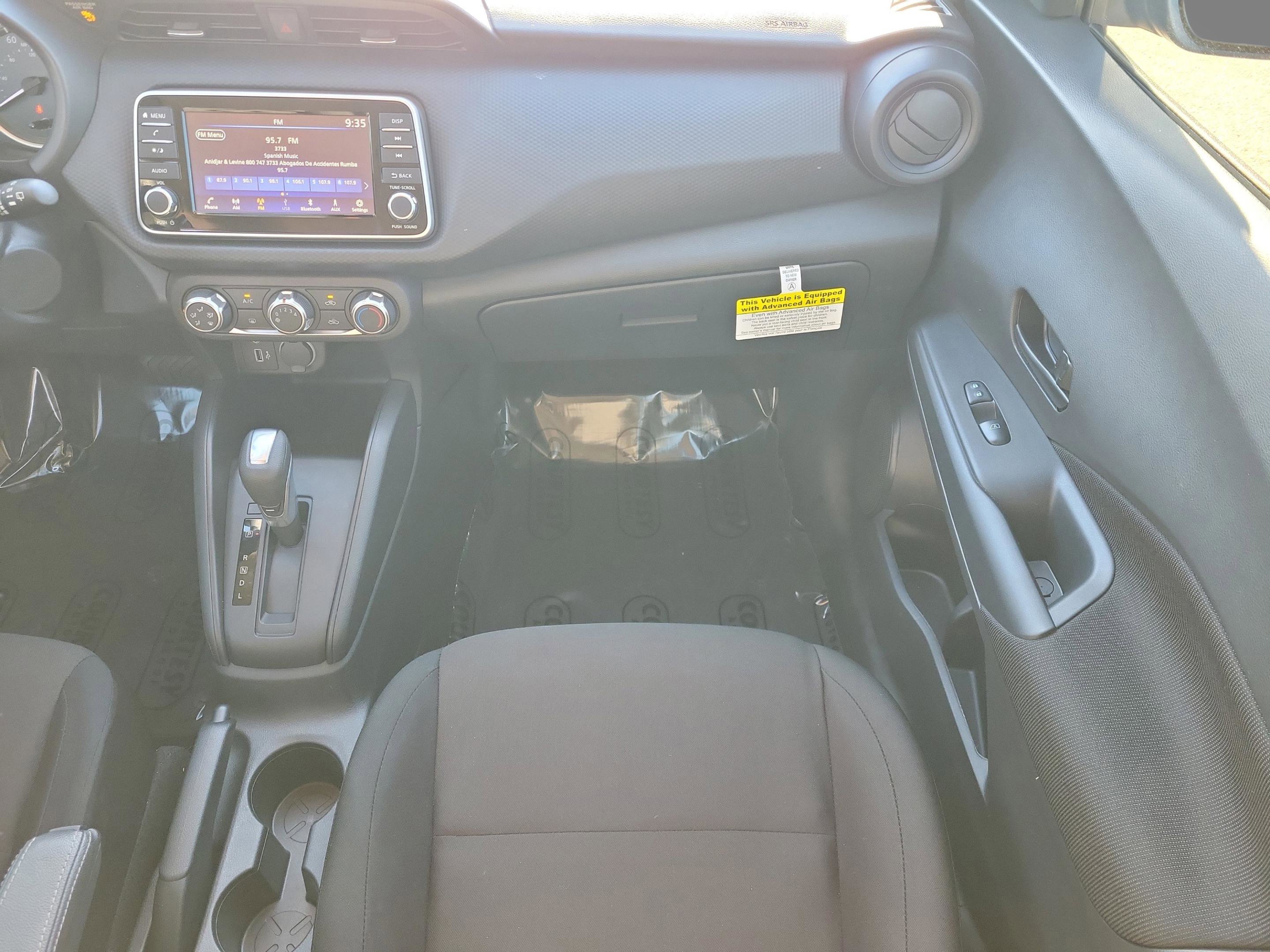 Certified 2025 Nissan Kicks Play S image 16