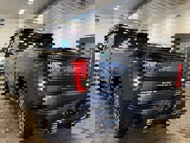 Used 2024 GMC Sierra 1500 Denali Ultimate image 5