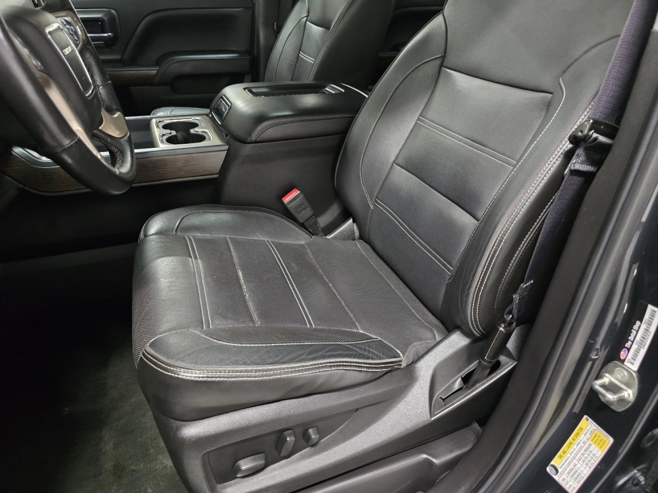 Used 2018 GMC Sierra 1500 Denali image 27