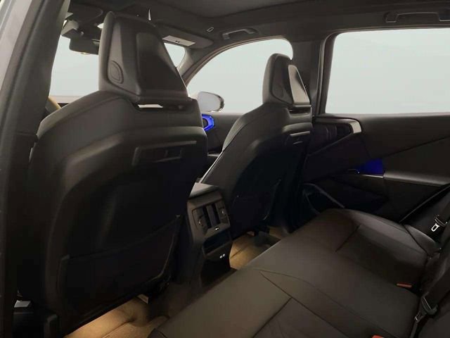 Used 2025 BMW X3 xDrive30i AWD/4WD image 21