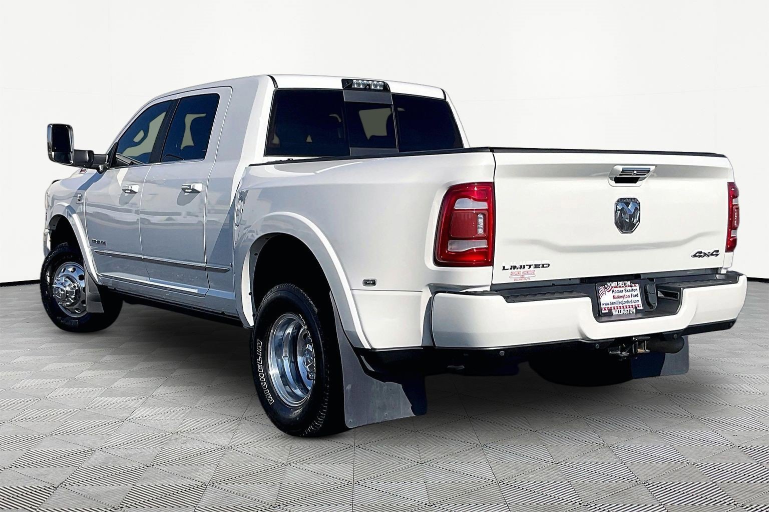 Used 2019 RAM 3500 Limited w/ Max Tow Package image 10