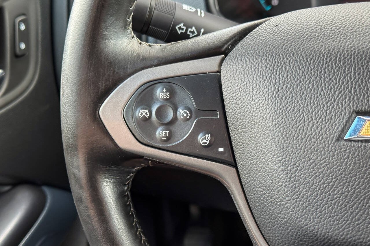 Used 2022 Chevrolet Colorado Z71 AWD/4WD image 29