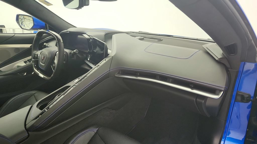 Used 2025 Chevrolet Corvette E-Ray AWD/4WD image 25
