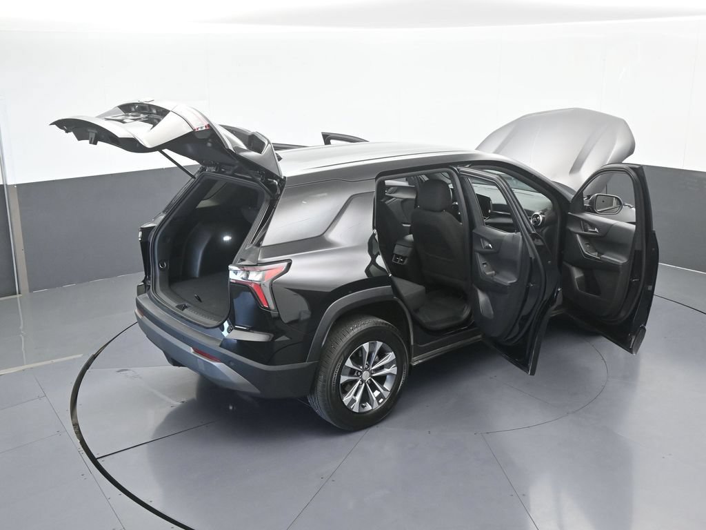 Used 2026 Chevrolet Equinox LT FWD image 68