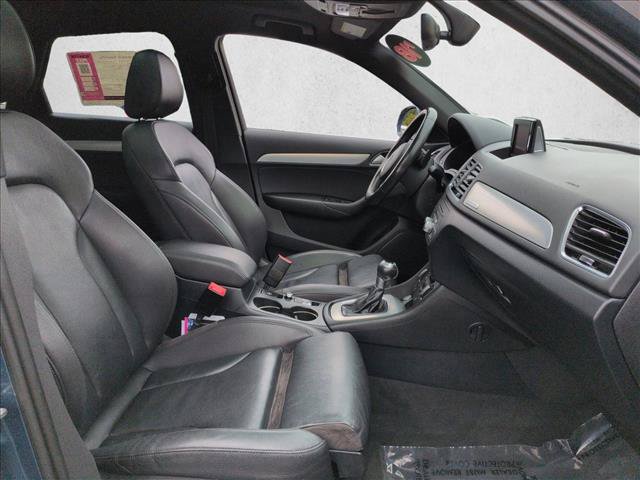 Used 2018 Audi Q3 2.0T Premium Plus w/ Premium Plus Package AWD/4WD image 23