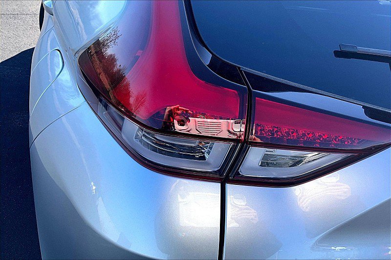 Used 2024 Mitsubishi Eclipse Cross SE image 30