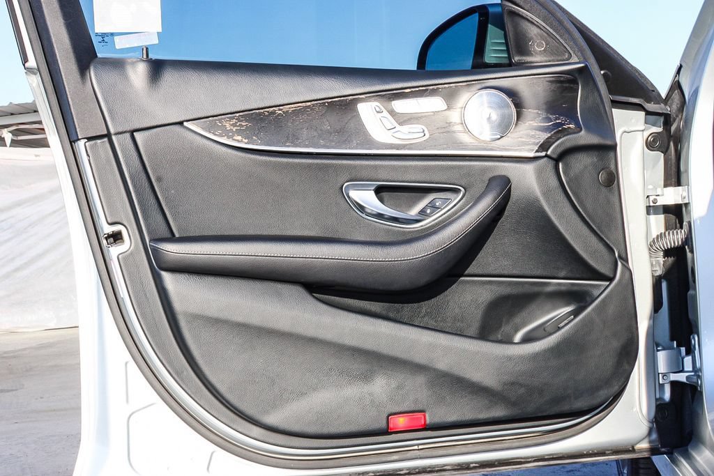 Used 2019 Mercedes-Benz E 450 4MATIC Sedan image 25