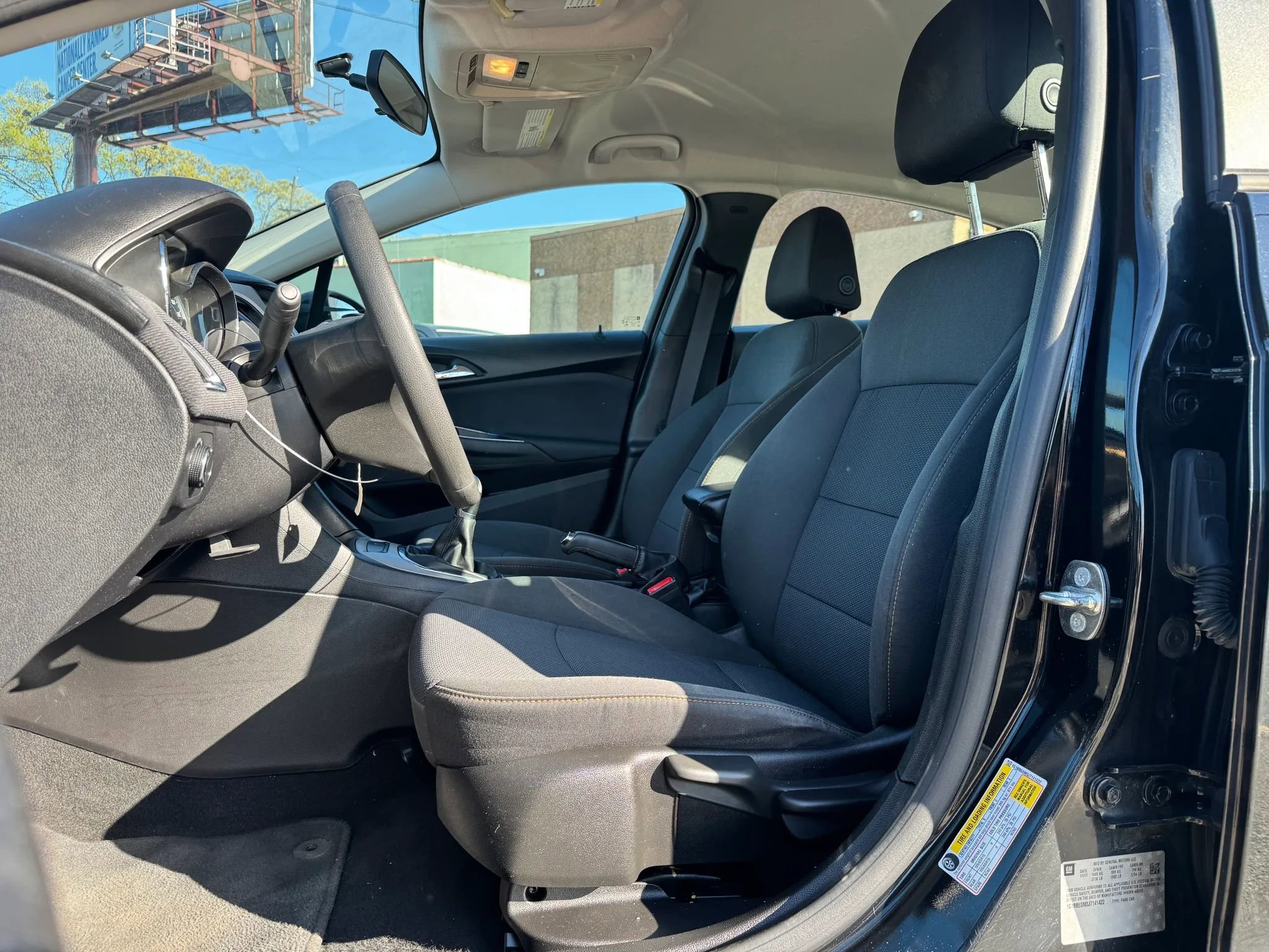 Used 2018 Chevrolet Cruze LS FWD image 15