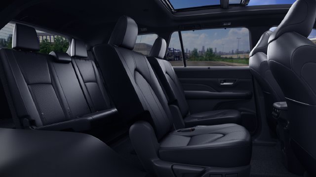 New 2026 Toyota Grand Highlander AWD Hybrid image 3