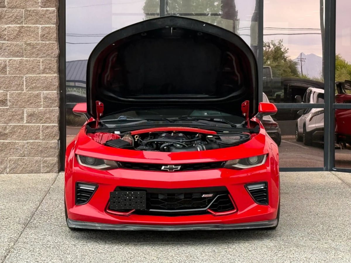 Used 2016 Chevrolet Camaro SS RWD image 21