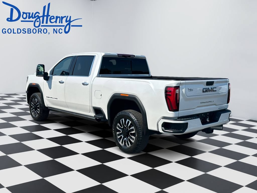 Used 2024 GMC Sierra 2500 Denali Ultimate AWD/4WD image 3