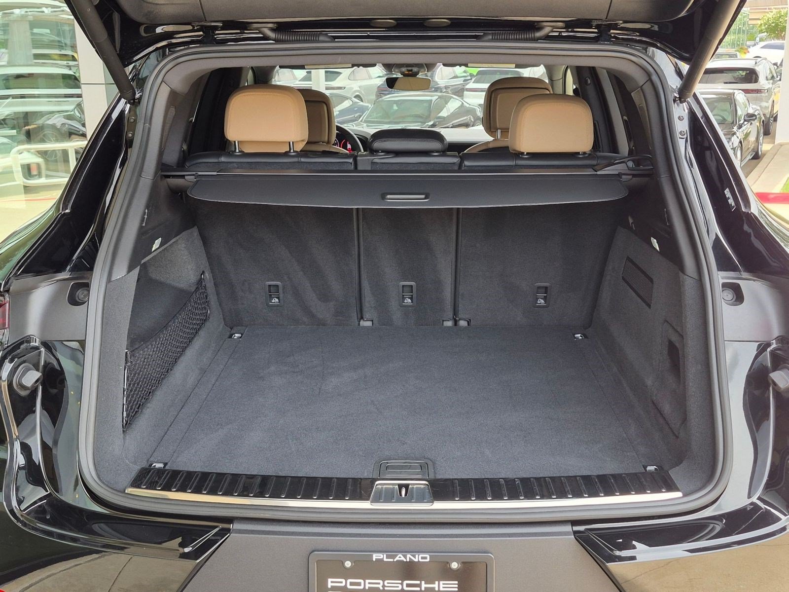 Certified 2026 Porsche Cayenne AWD/4WD image 20