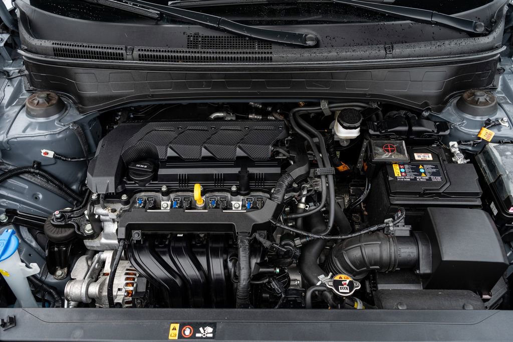 Certified 2023 Hyundai Venue SEL image 17