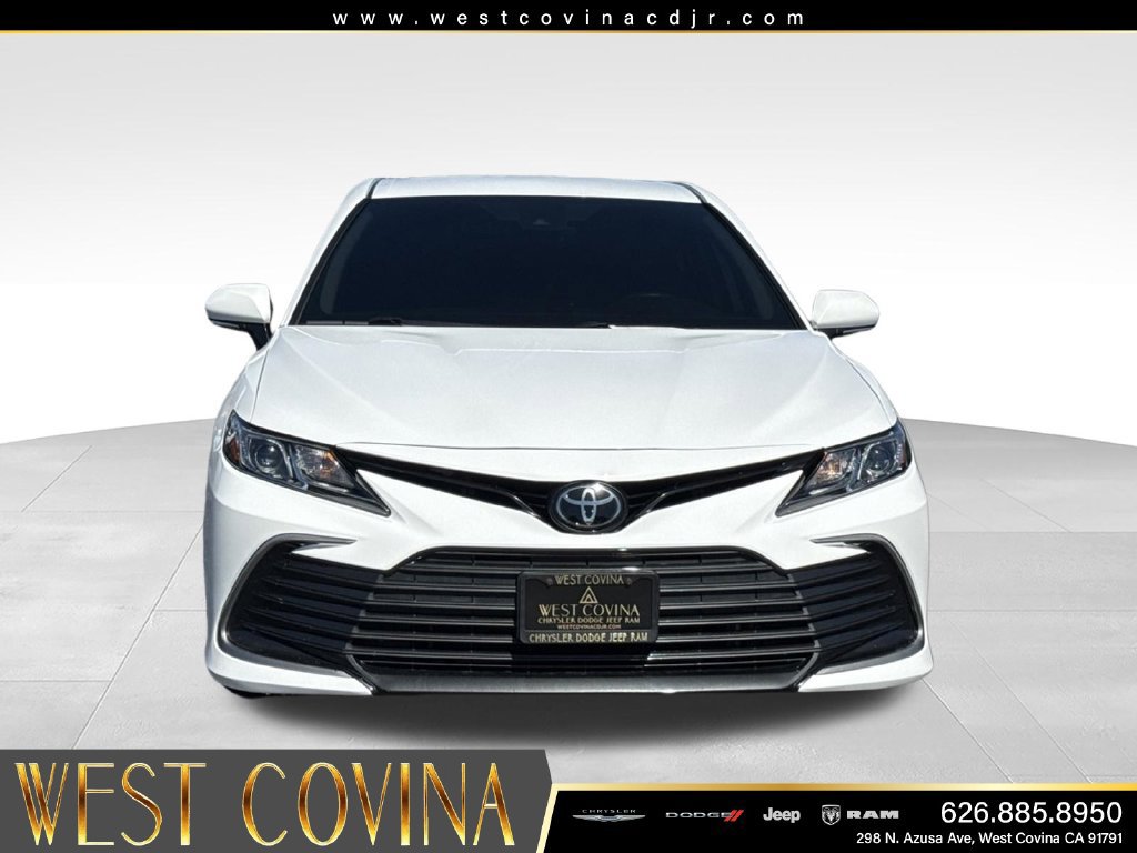 Used 2024 Toyota Camry LE w/ Convenience Package FWD image 3