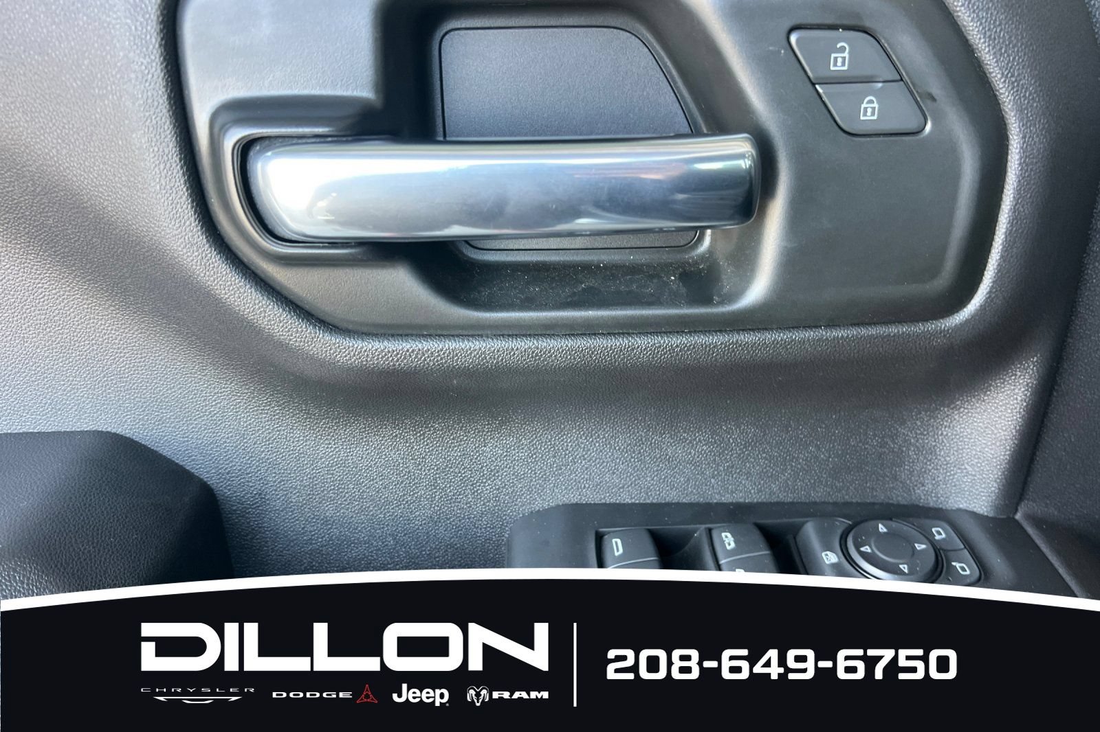 Used 2025 Chevrolet Silverado 1500 Custom Trail Boss AWD/4WD image 11