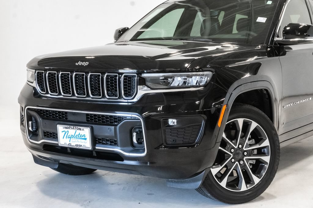 Used 2023 Jeep Grand Cherokee L Overland AWD/4WD image 2