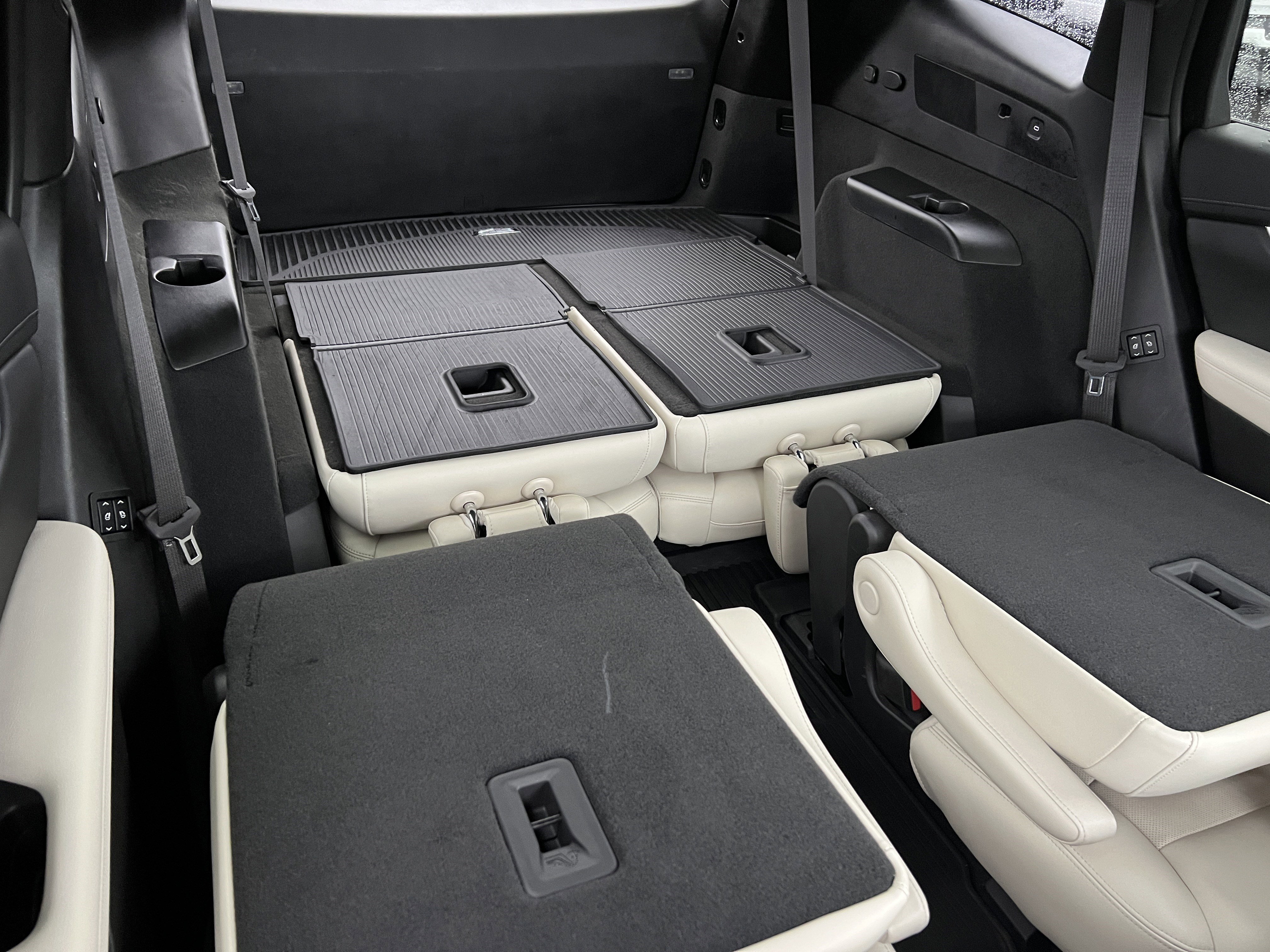 Used 2023 Cadillac XT6 Sport w/ Technology Package image 25