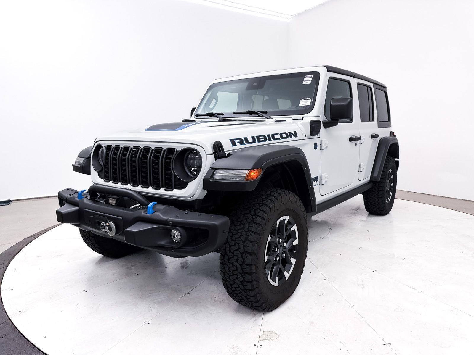 Used 2024 Jeep Wrangler Unlimited Rubicon 4xe w/ Capability Package image 12