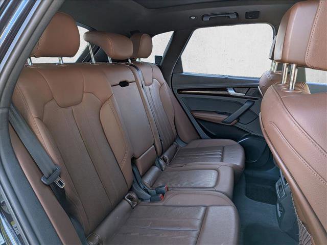 Used 2019 Audi Q5 2.0T Premium Plus w/ Premium Plus Package AWD/4WD image 18