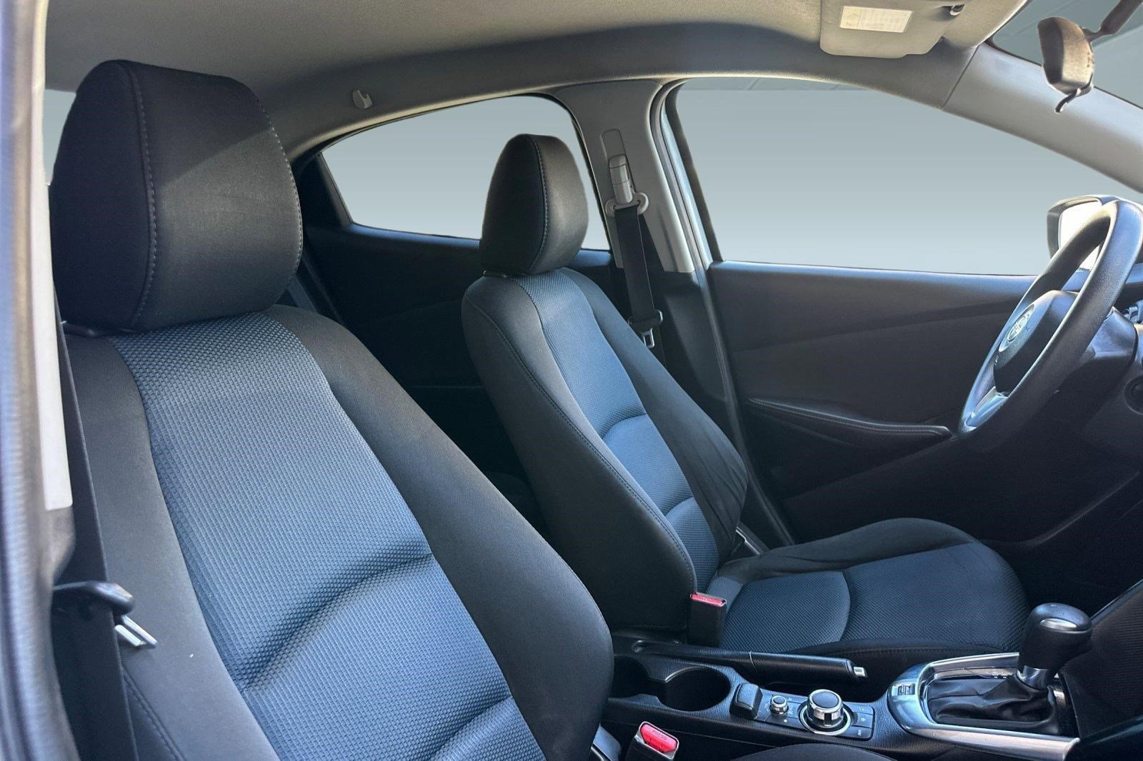 Used 2016 Scion iA 4dr Sdn Auto (Natl) image 30