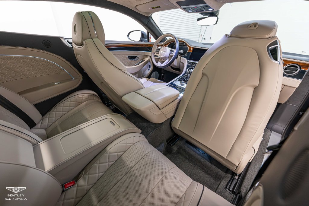 Used 2023 Bentley Continental GT V8 AWD/4WD image 26