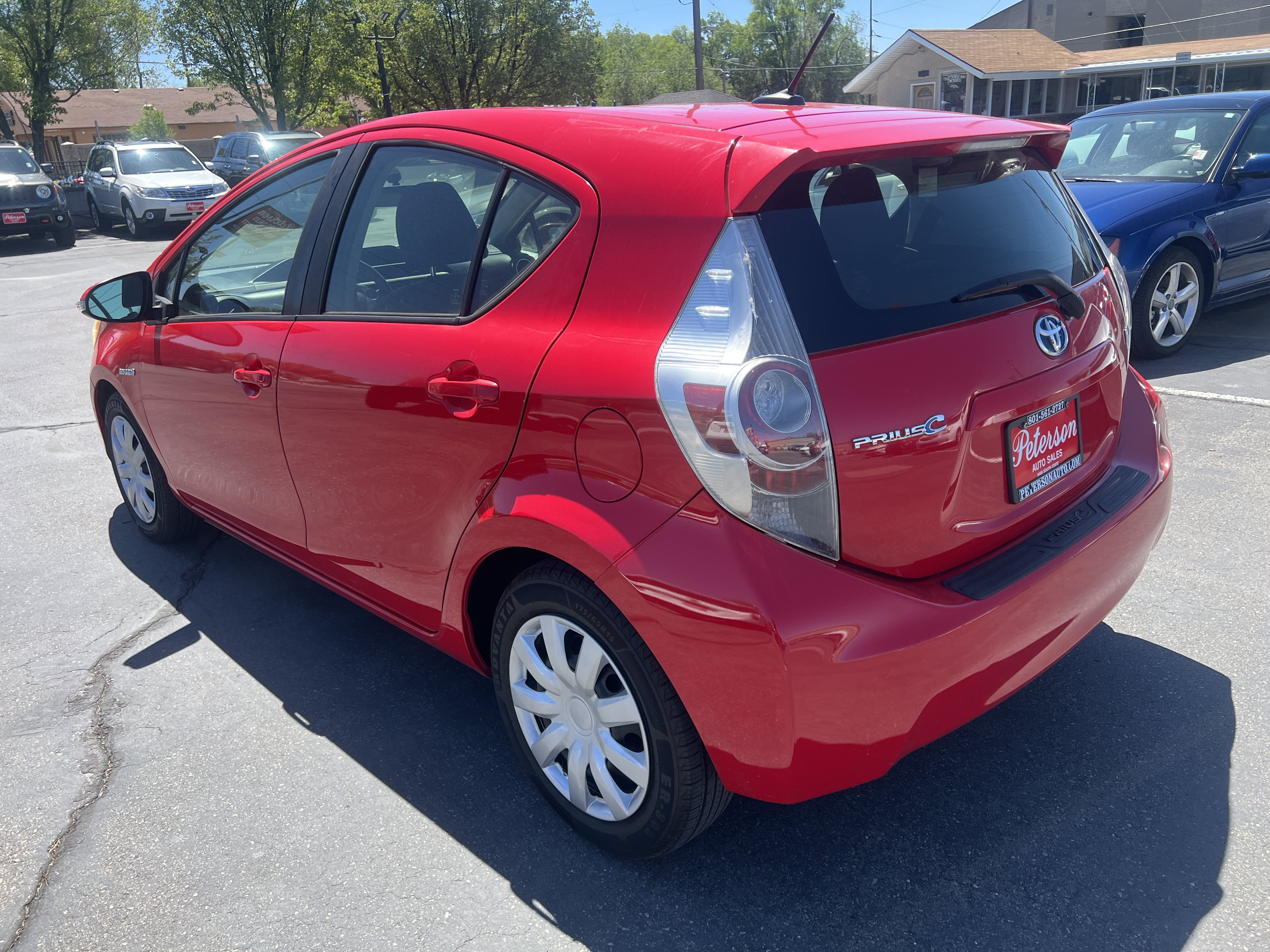 Used 2013 Toyota Prius C Three FWD image 5