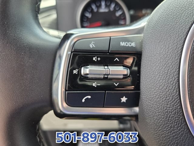 Used 2024 Kia Carnival LX FWD image 29