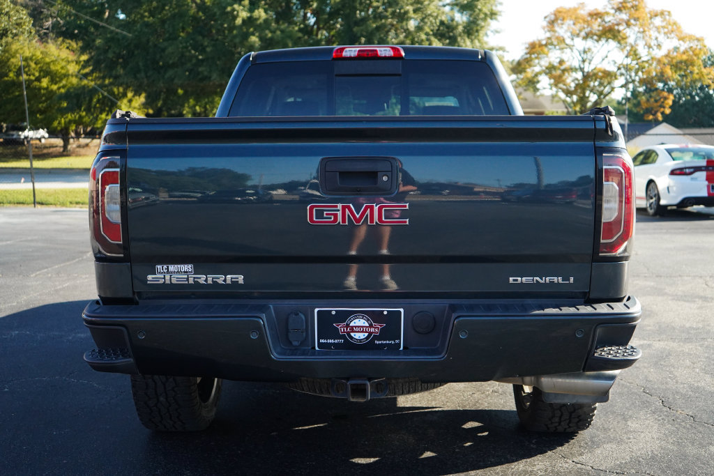 Used 2018 GMC Sierra 1500 Denali w/ Denali Ultimate Package AWD/4WD image 21