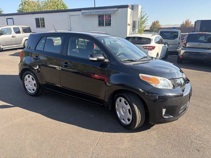 Used 2013 Scion xD FWD image 2