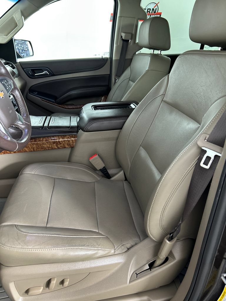 Used 2018 Chevrolet Tahoe Premier AWD/4WD image 12