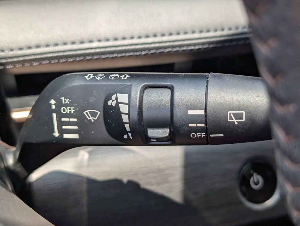 Certified 2023 Nissan Ariya FWD image 26