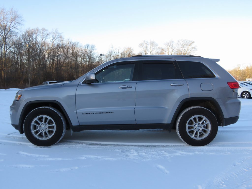 Used 2019 Jeep Grand Cherokee Laredo image 8