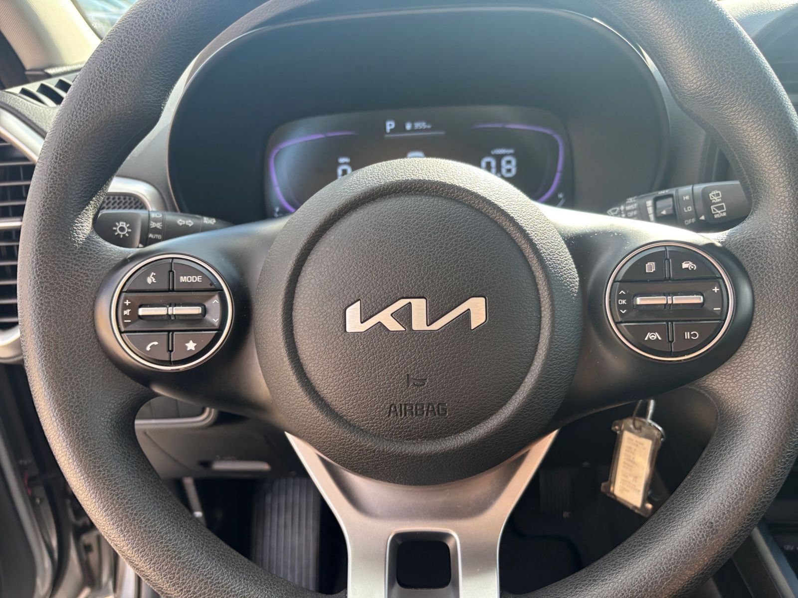 Used 2025 Kia Soul LX w/ LX Technology Package image 25