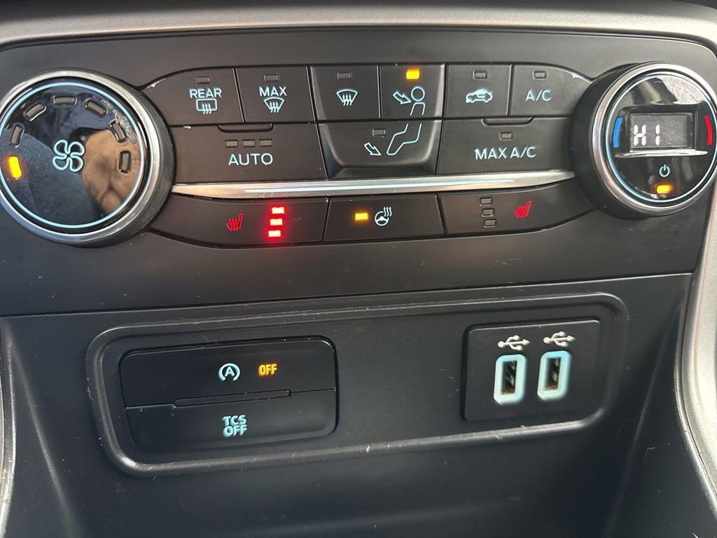Used 2019 Ford EcoSport Titanium image 31
