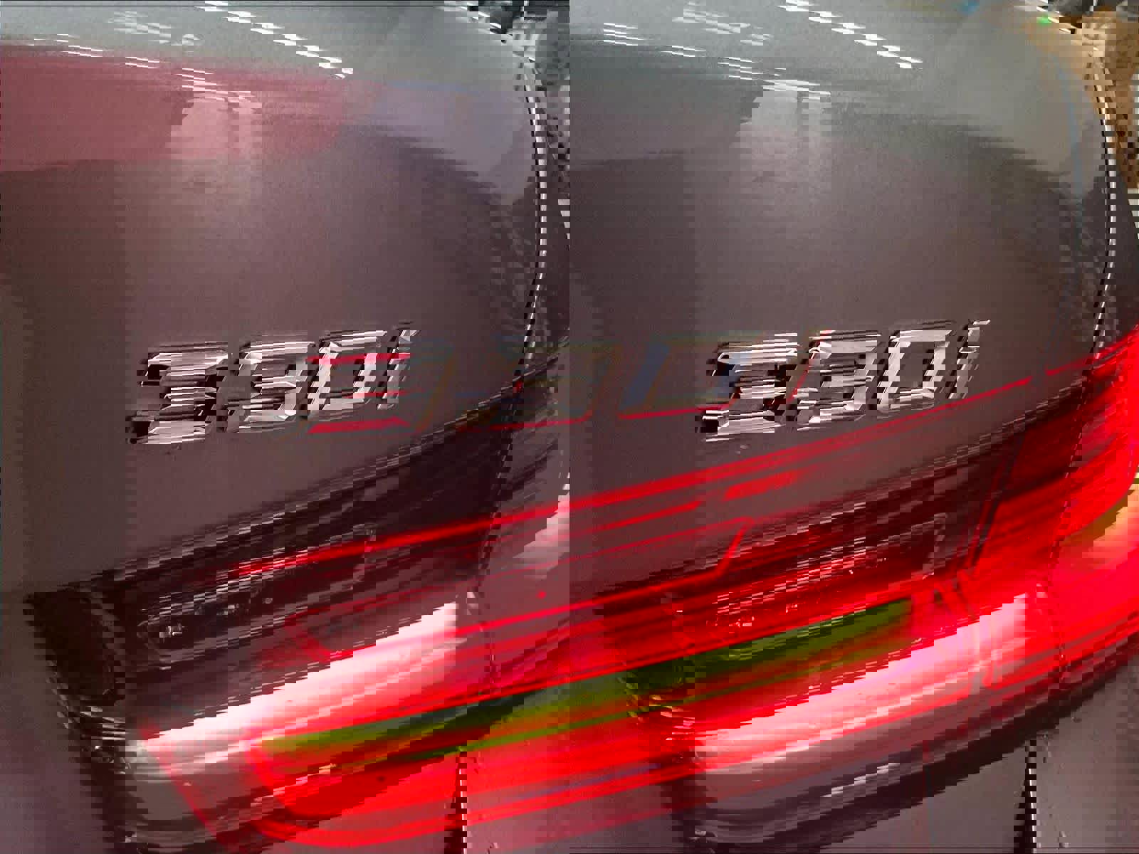 Used 2025 BMW 330i Sedan w/ Premium Package RWD image 10