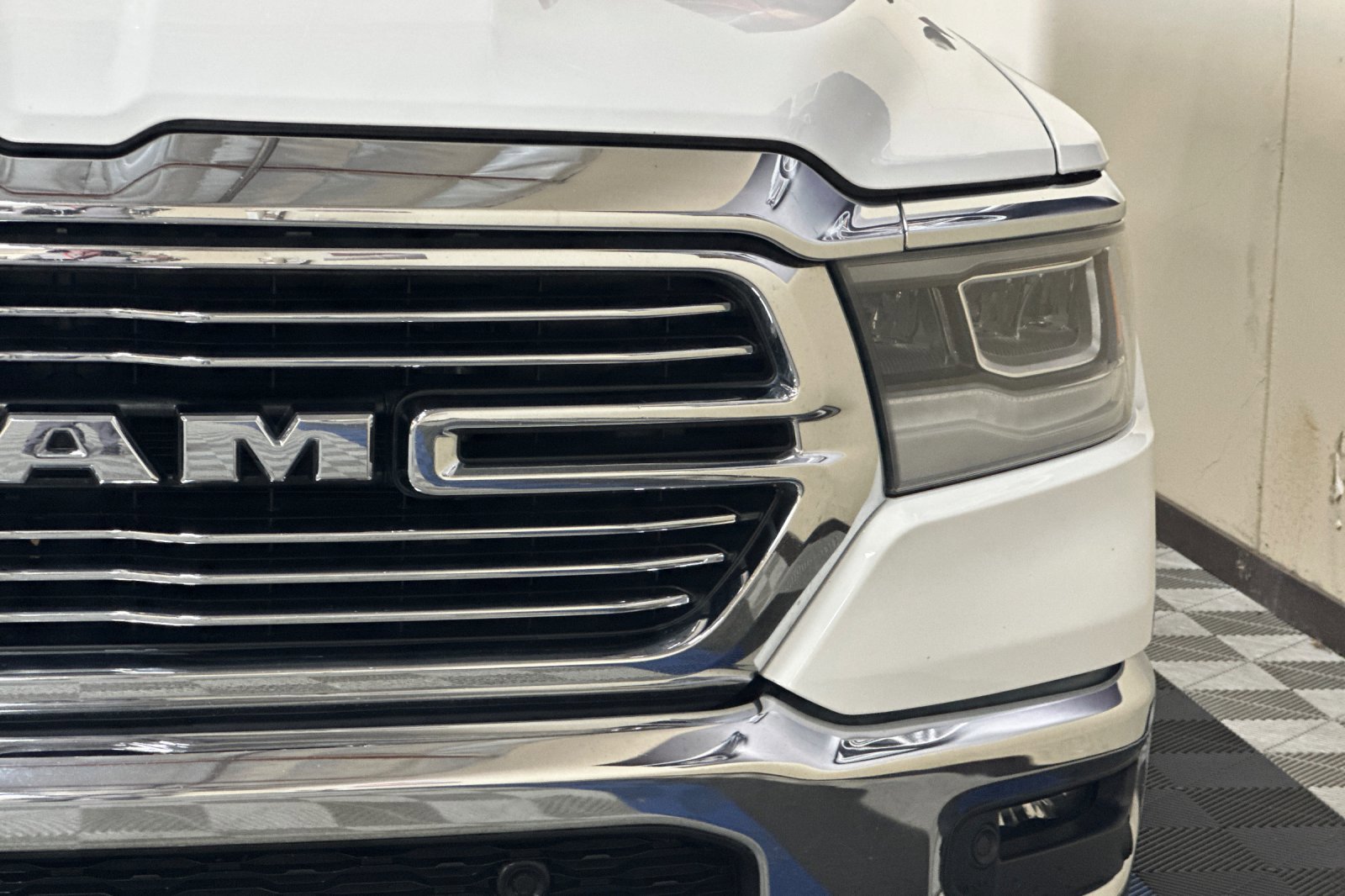 Used 2023 RAM 1500 Laramie image 52