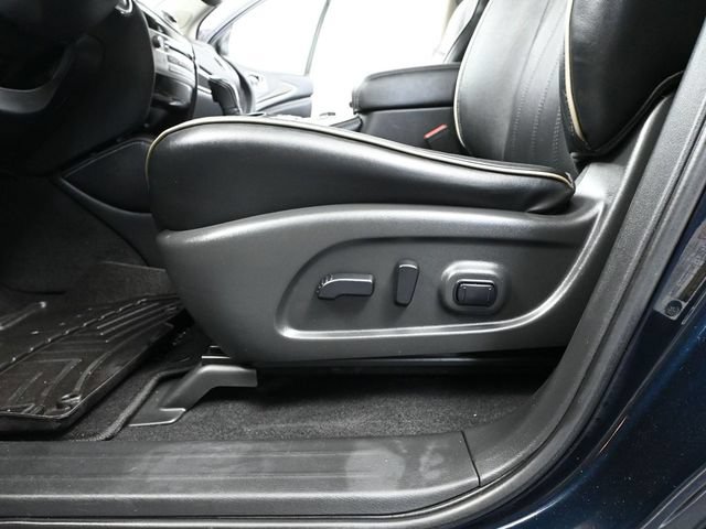 Used 2020 INFINITI QX60 Luxe w/ Essential Package FWD image 21