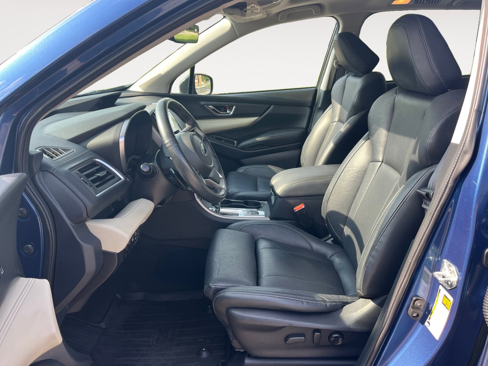 Used 2022 Subaru Ascent Limited w/ Technology Package image 11