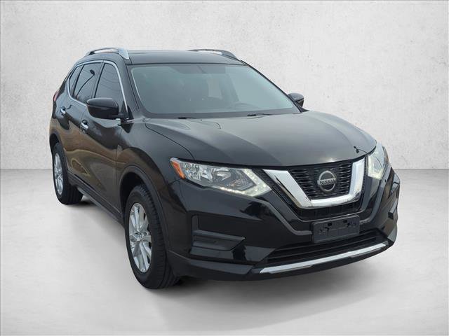 Used 2018 Nissan Rogue SV image 3