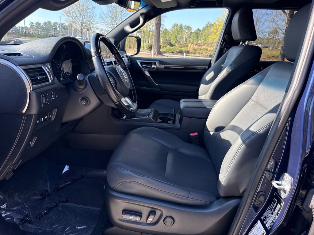 Used 2022 Lexus GX 460 Premium w/ Premium Package image 13