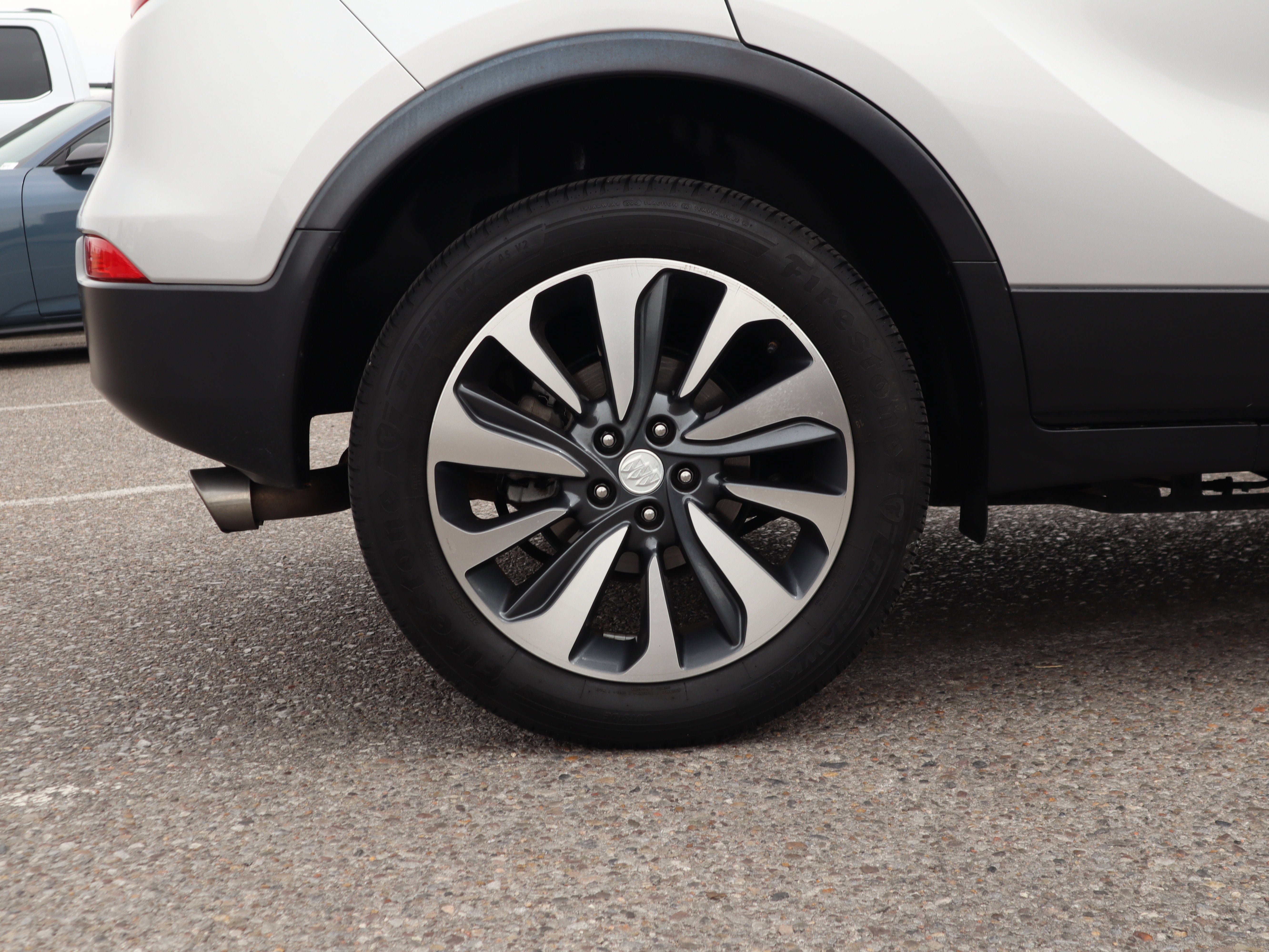 Used 2019 Buick Encore Essence AWD/4WD image 12