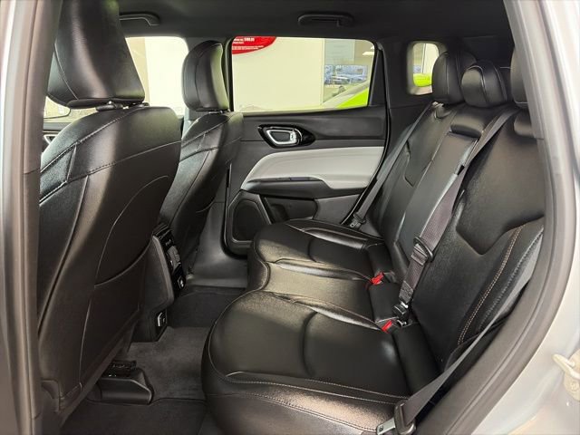 Used 2024 Jeep Compass Limited image 11