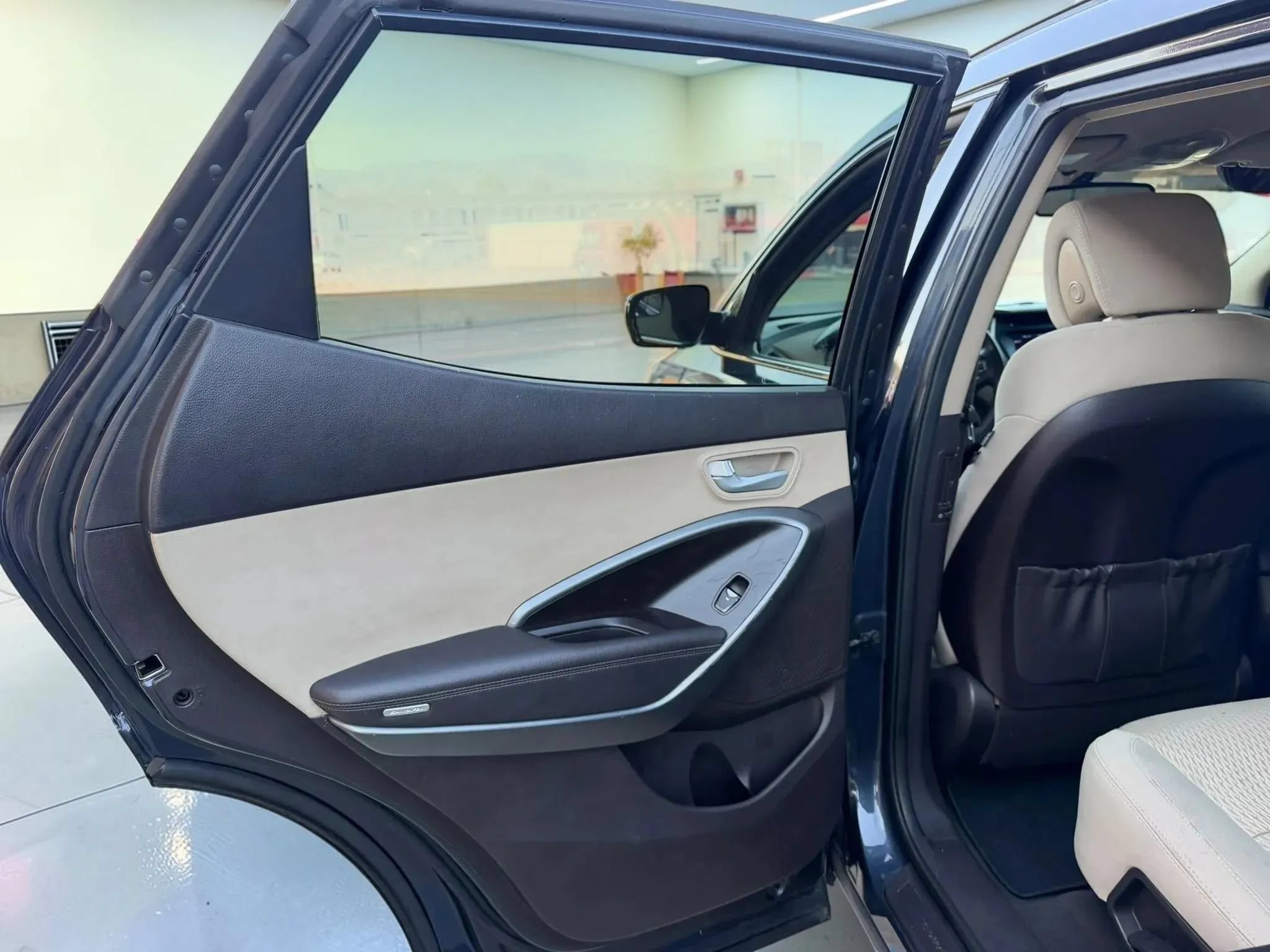 Used 2018 Hyundai Santa Fe Sport w/ 2.4L Value Package 02 FWD image 17