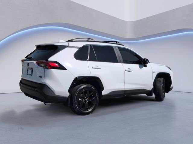Used 2025 Toyota RAV4 XLE w/ Convenience Package image 4