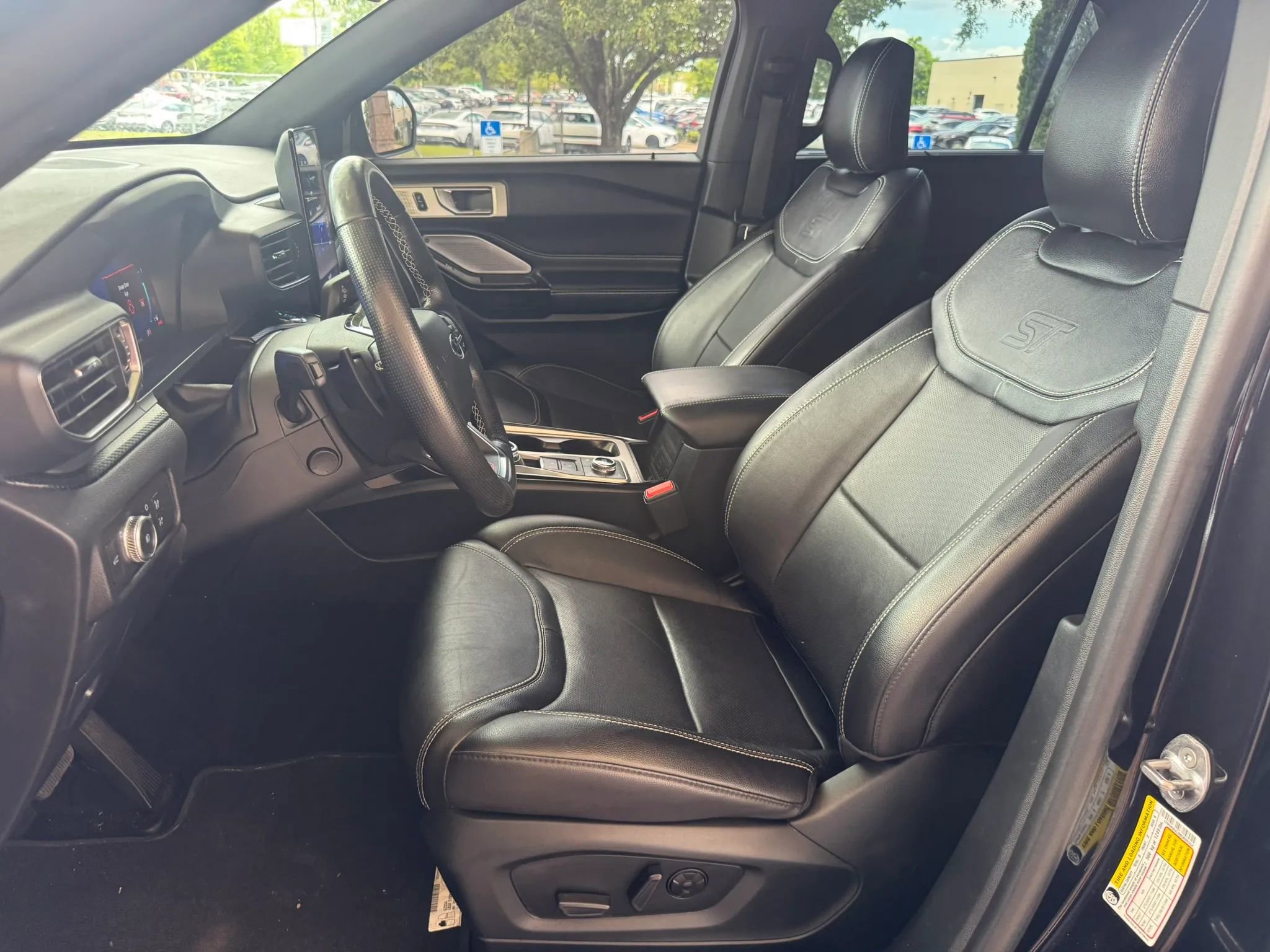 Used 2021 Ford Explorer ST w/ Equipment Group 401A AWD/4WD image 21