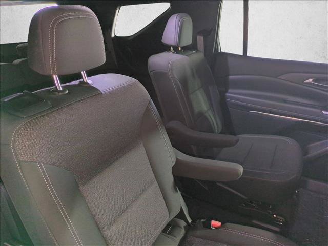 Used 2025 Chevrolet Traverse LT w/ Driver Confidence Package FWD image 20