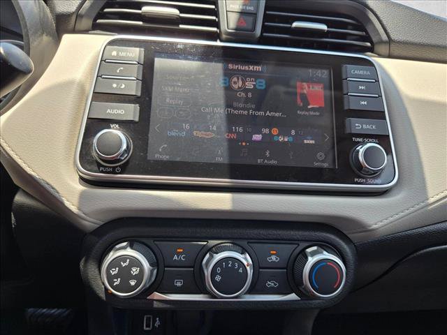 Used 2021 Nissan Versa SV FWD image 13