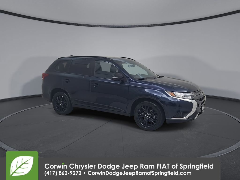Used 2019 Mitsubishi Outlander LE FWD image 2